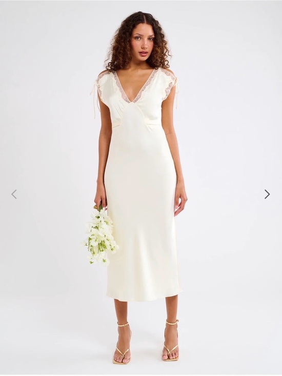 Rumored Dresses & Skirts - Rumored Monarch Midi Dress